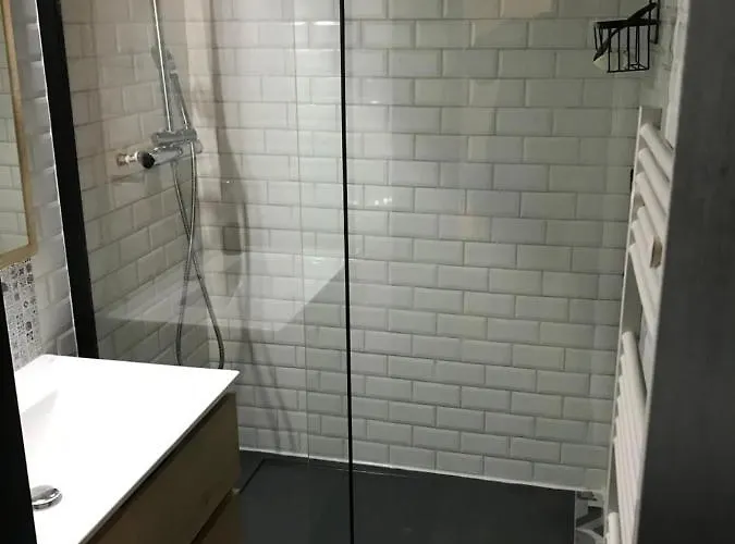 شقة Appt Hyper Centre Chaleureux Village - Jardin