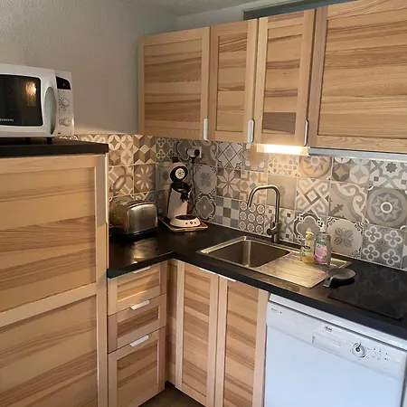 Apartment Appt Renove Village Avec Jardin *